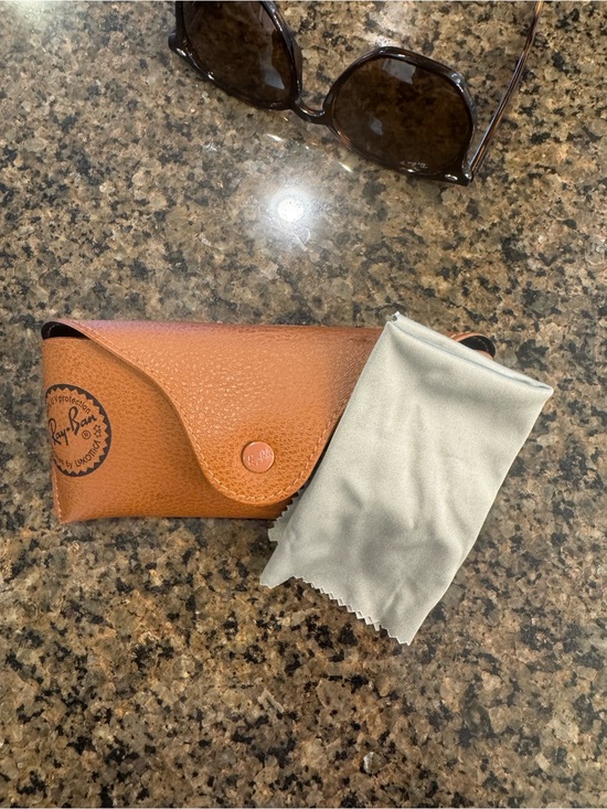 Ray-Ban Tortoiseshell Brown Lens Round Sunglasses